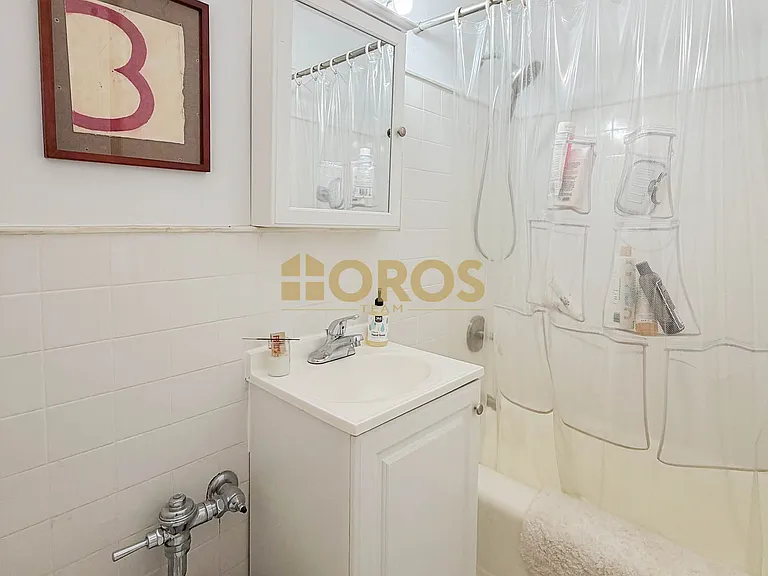 38 Grand St #2C — Photo 6