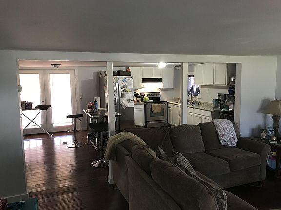 5th image of 63 Dogwood Ln