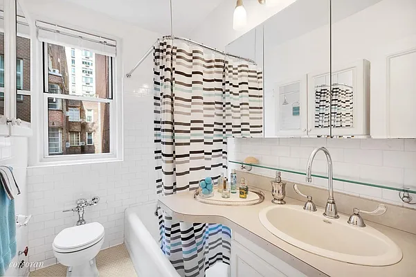 Sold by Corcoran | media 18