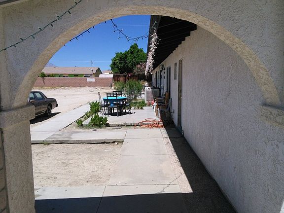 2nd image of 13875 El Cajon Dr #B