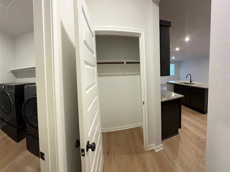 139 Gullivers Dr — Photo 10