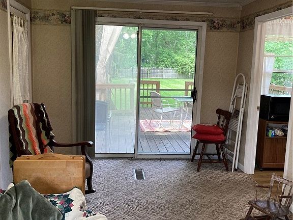 5th image of 191 Clifton Ave NE