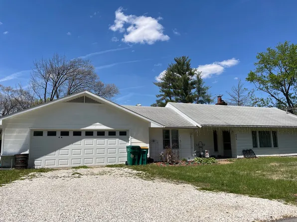 5513 Robert Rd, High Ridge, MO 63049