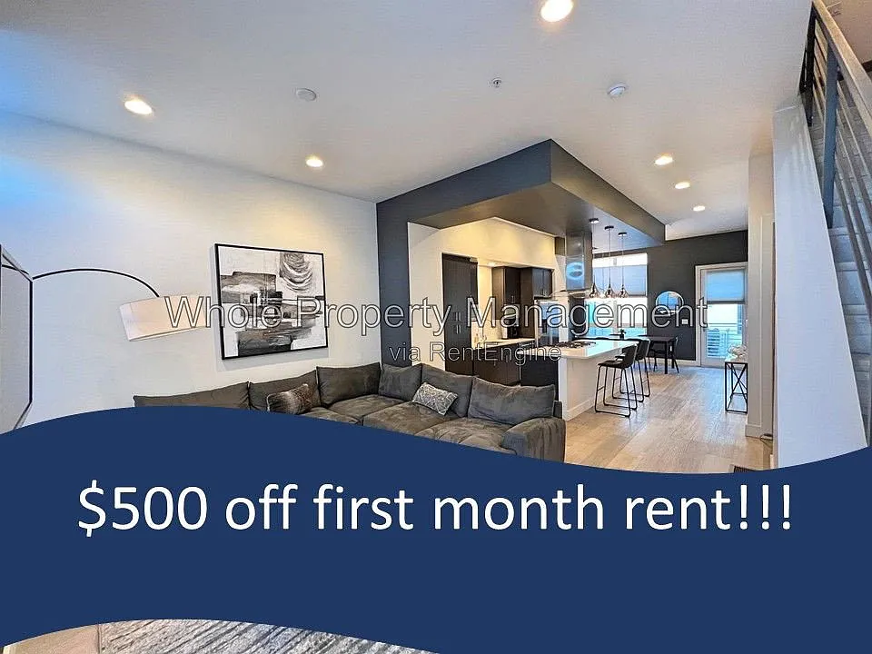 3 bed, 3.5 bath, 2131 sqft, $5,200 — Photo 1