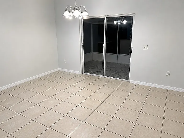 12723 Parkbury Dr — Photo 11