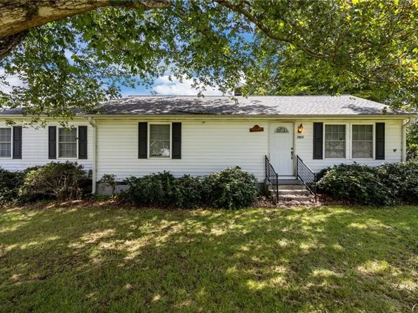 2815 Durham Street Ext, Burlington, NC 27217