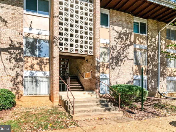 546 Wilson Bridge Dr #6747-C-1, Oxon Hill, MD 20745