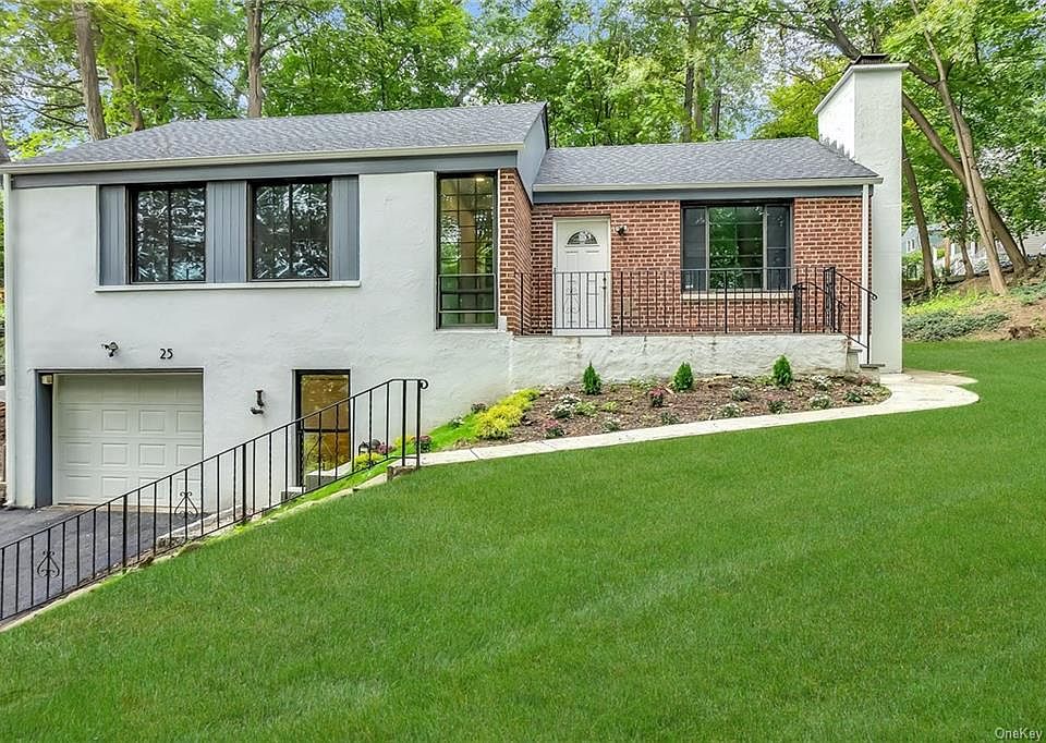 1st image of 25 Prescott Pl