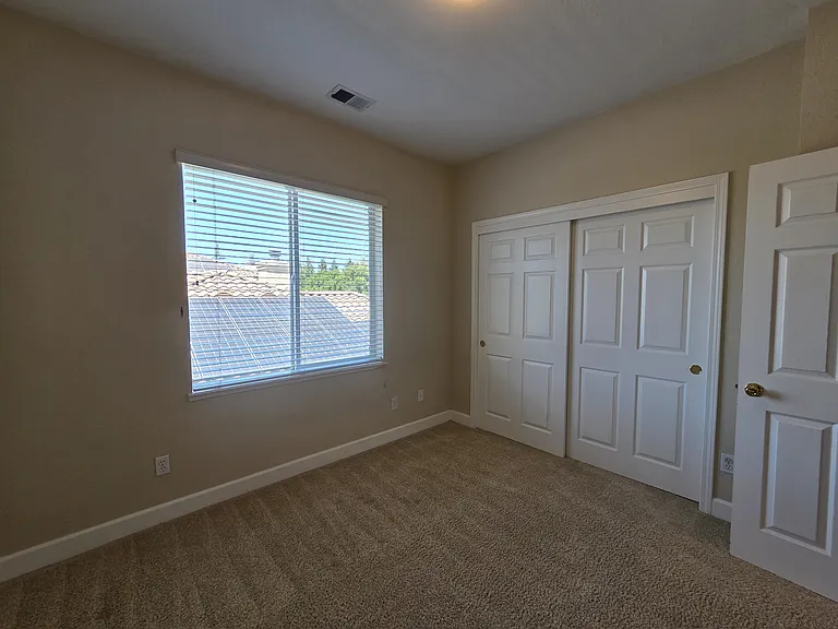 1406 Yukon St — Photo 34