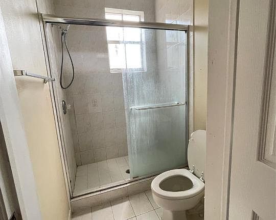 4th image of 10561 SW 6th St #1302