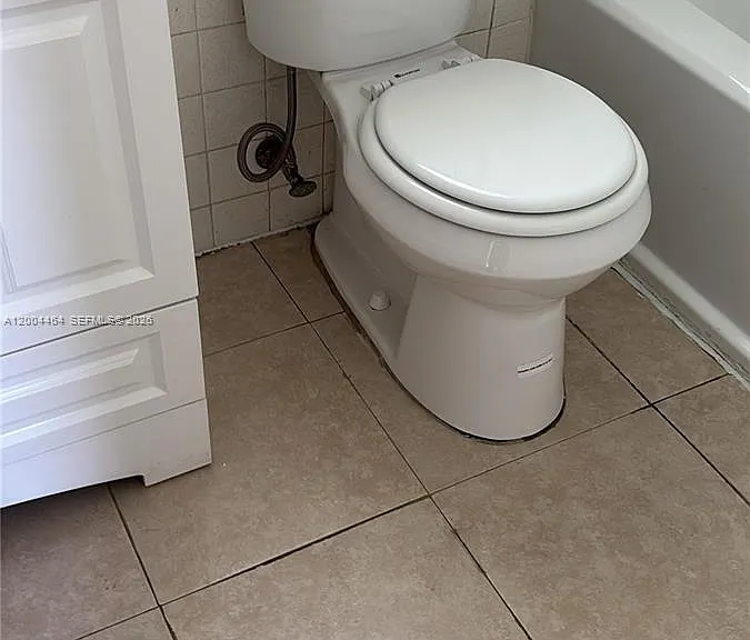 2415 Lincoln St #305 — Photo 19