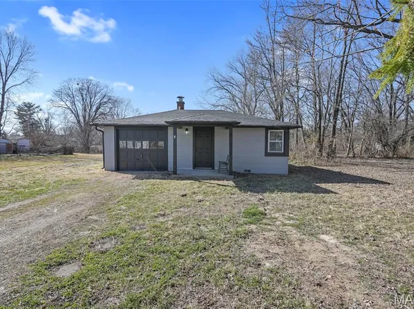 6 Irma Ln, Fairview Heights, IL 62208