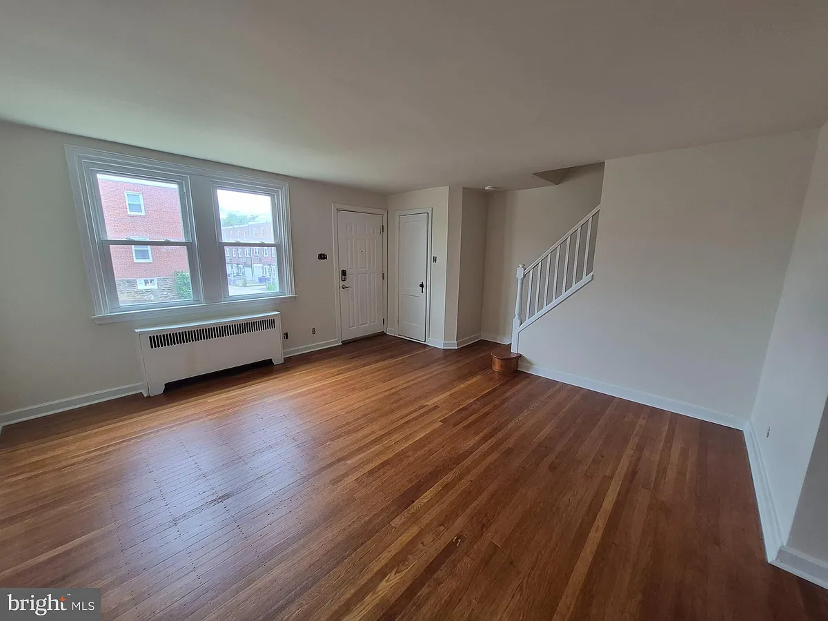 Building Photo - 3423 Verner St