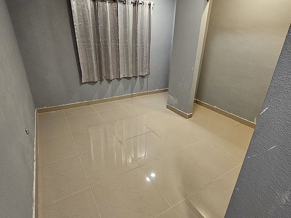 4th image of 1676 Beasley Dr #1