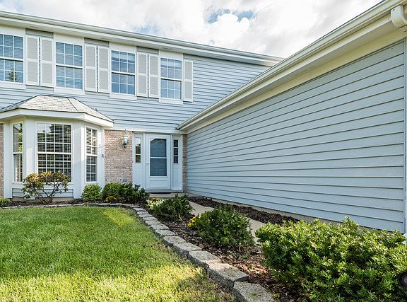 4th image of 1107 Lakewood Cir