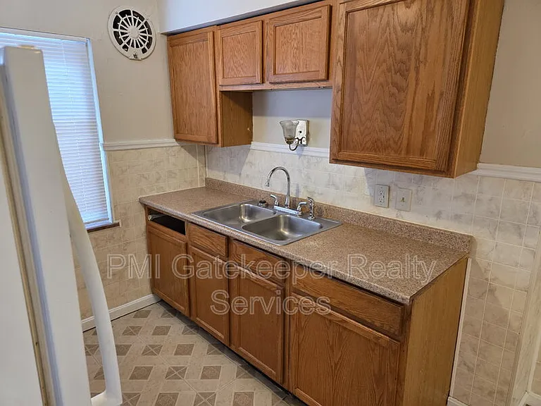 7772 Stillwell Rd #4 — Photo 8