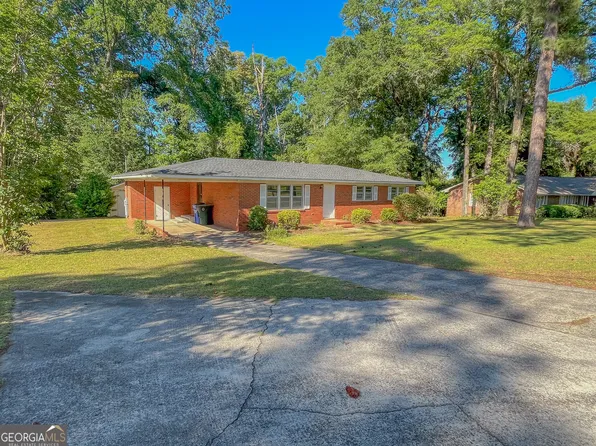 307 Brookdale Dr, Dublin, GA 31021