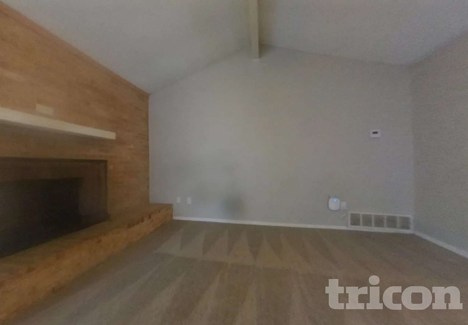 6321 Macarthur Watauga TX — Photo 4