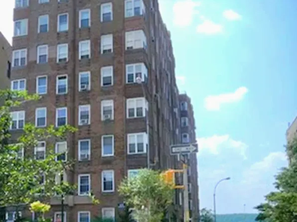 250 Cabrini Boulevard