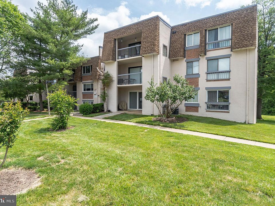 1st image of 7952 Seven Woods Dr APT I