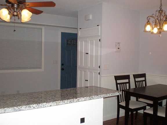 1st floor dinning area