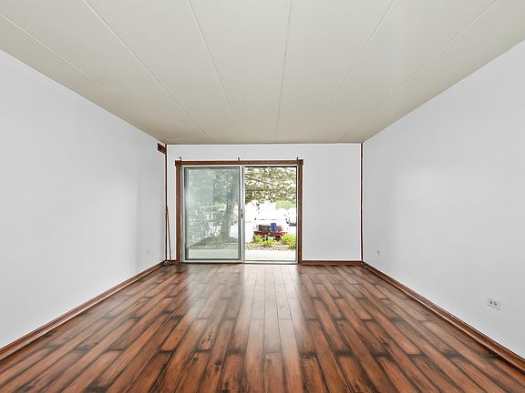 4th image of 14001 James Dr APT 701