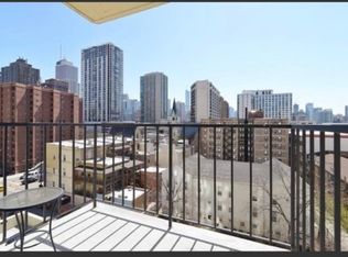 1212 N Lasalle St #703, Chicago, IL 60610