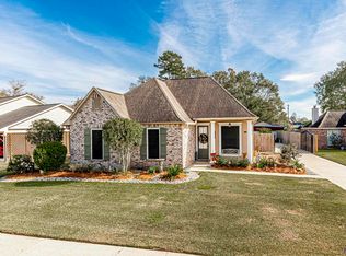 6243 Parterre Dr, Baton Rouge, LA 70817