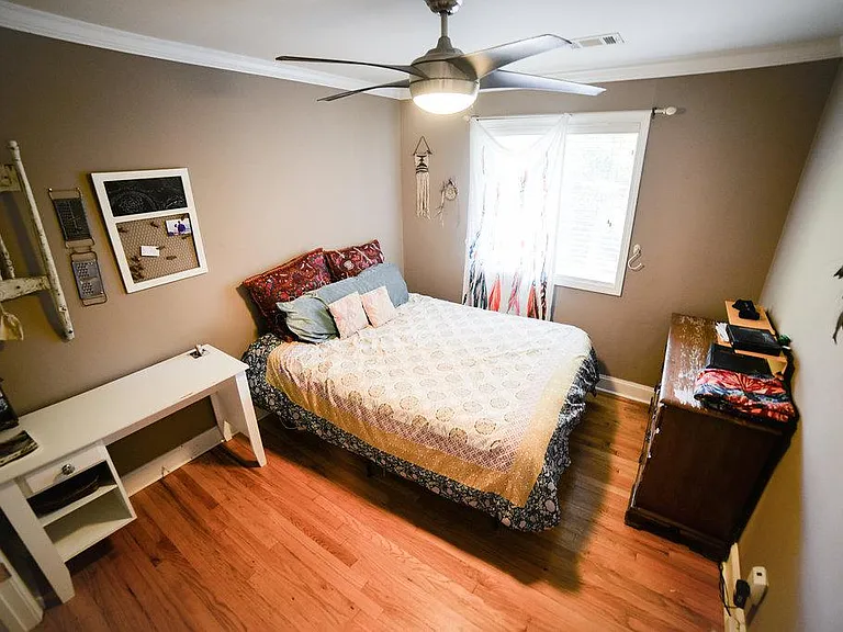1067 Alta Ave NE #2 — Photo 28