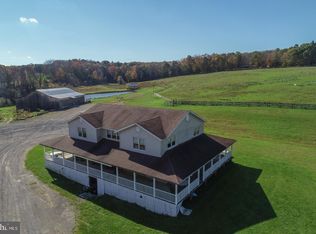 3045 Lakeford Rd, Terra Alta, WV 26764