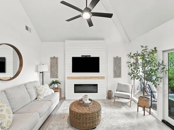 137 Devils Elbow Lane UNIT 137, Hilton Head Island, SC 29926