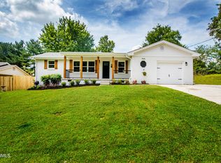 7929 Ewing Rd, Powell, TN 37849