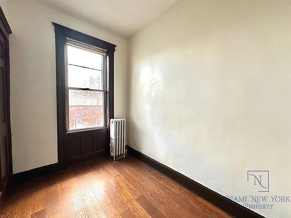 4th image of 406 E 31st St #2