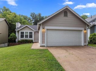 1525 Caper Wood Ct, Ballwin, MO