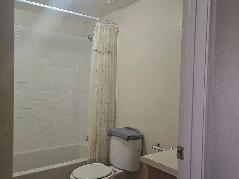 3525 E 3rd St #106 — Photo 6