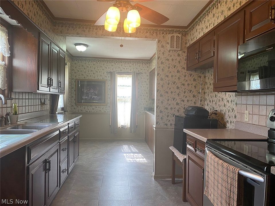 214 E Bell Ave McConnelsville, OH Zillow Apartments for Rent in