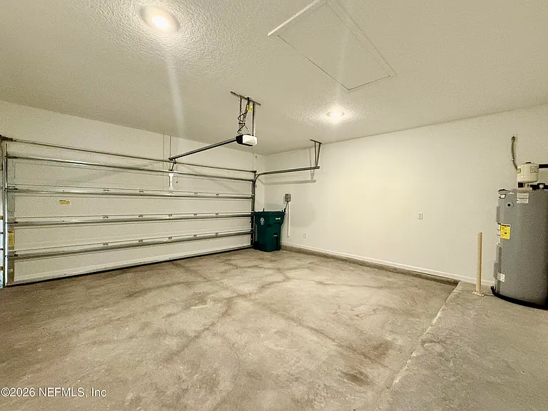 4033 Haydon Burns Pl — Photo 29