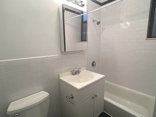 Rented by Tourma Realty LLC | media 25