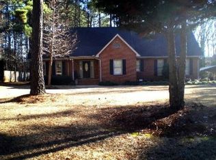 104 Princess Ct, Greenwood, SC 29646