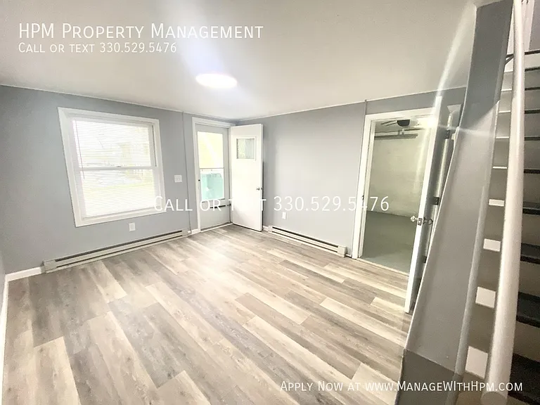 1021 Pittsburg Ave NW — Photo 6