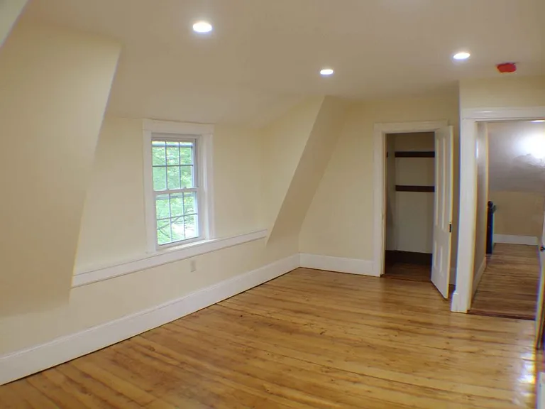 2324 Washington St #3 — Photo 4