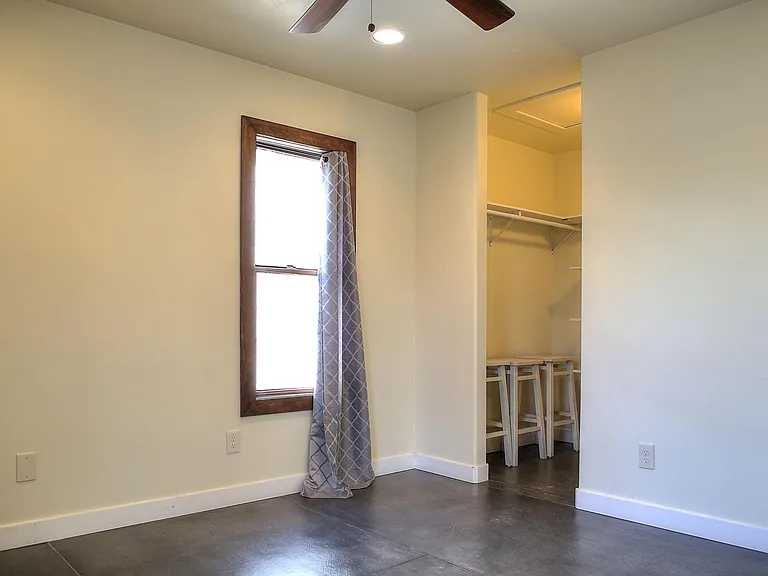 614 24th St #2 — Photo 22