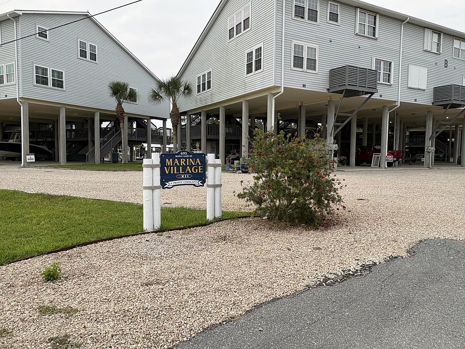 1st image of 695 Mashes Sands Rd