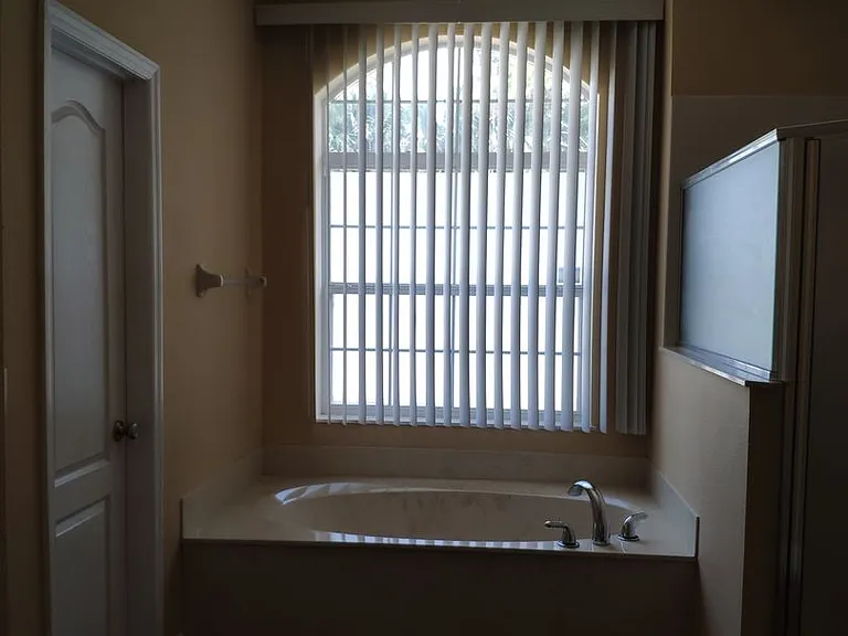 87 Patric Dr — Photo 16