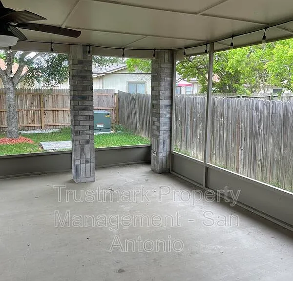 8335 Bent Meadow Dr — Photo 34