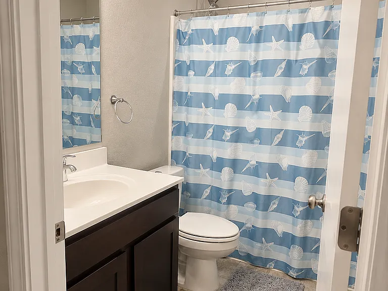 511 Waterside Dr #115 — Photo 18