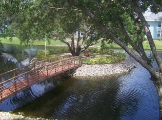 181 Grand Oaks Way APT 103, Naples, FL 34110