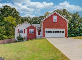 3931 Pine Gorge Ct, Dacula, GA 30019