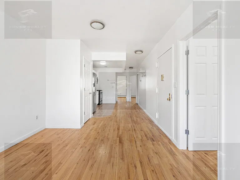 1069 Jefferson Ave #3 — Photo 13