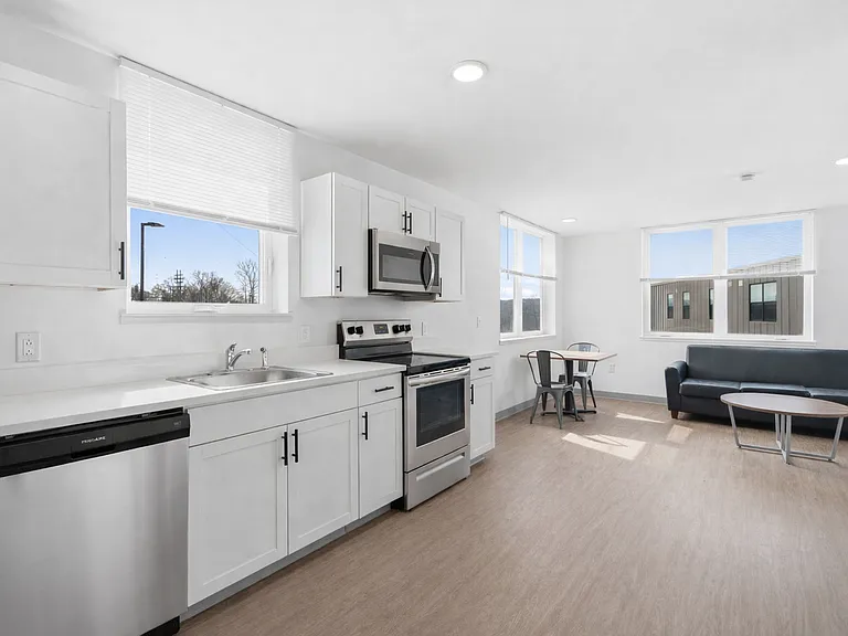 The Outlook Apartments — Photo 60